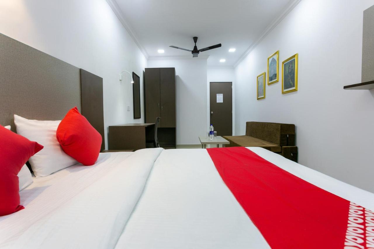 Collection O 74412 Ardaas Residency Hotel Mumbai Bagian luar foto