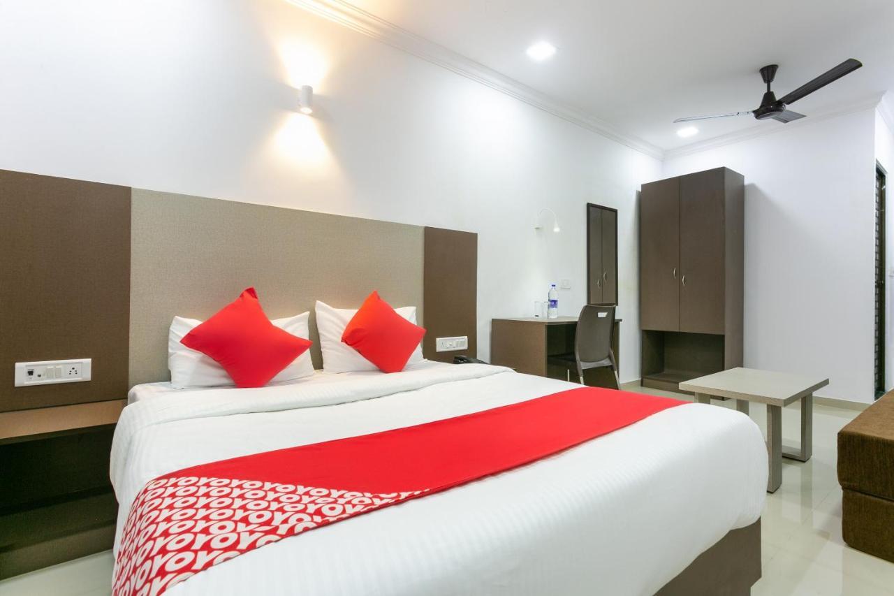 Collection O 74412 Ardaas Residency Hotel Mumbai Bagian luar foto