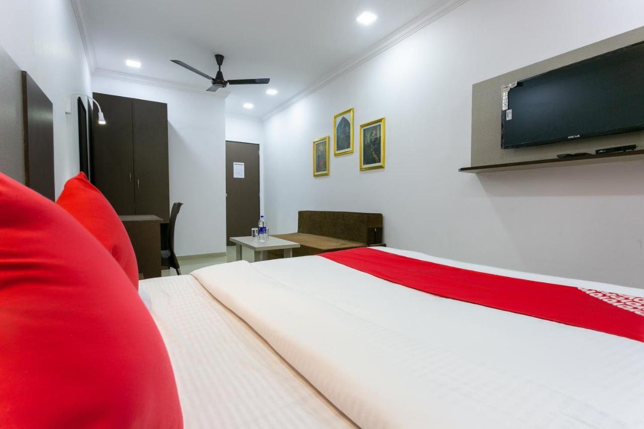 Collection O 74412 Ardaas Residency Hotel Mumbai Bagian luar foto