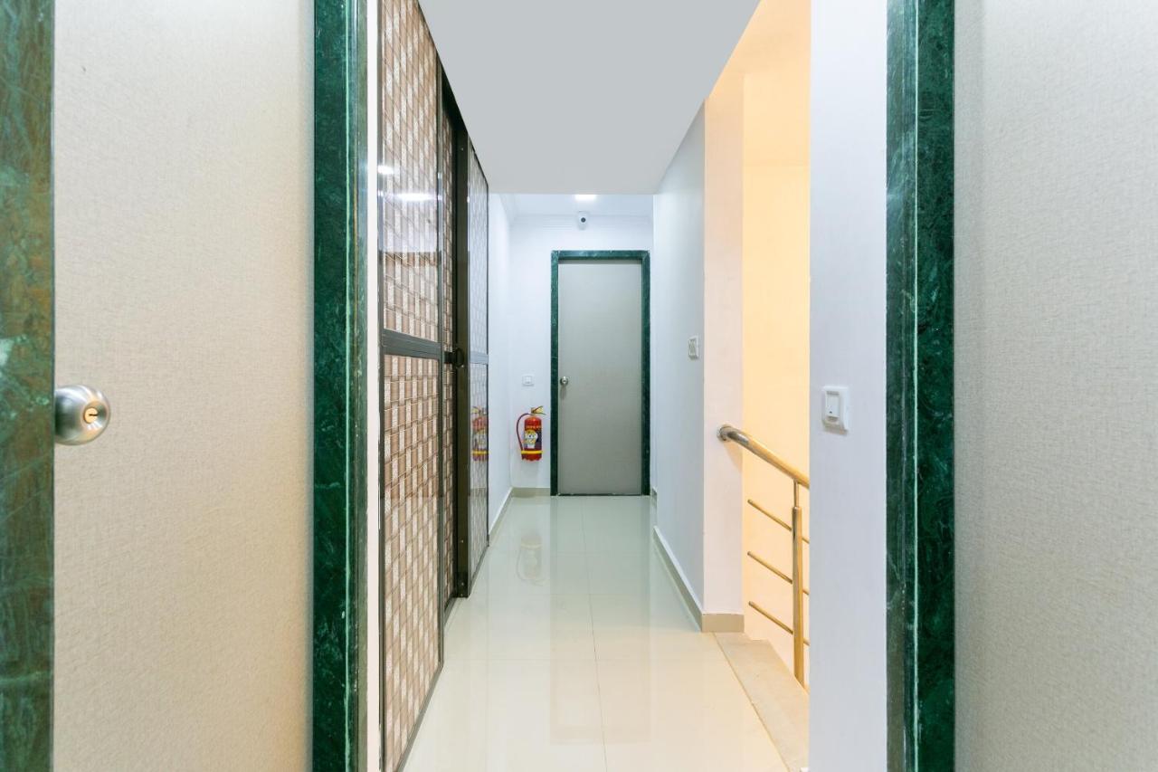 Collection O 74412 Ardaas Residency Hotel Mumbai Bagian luar foto