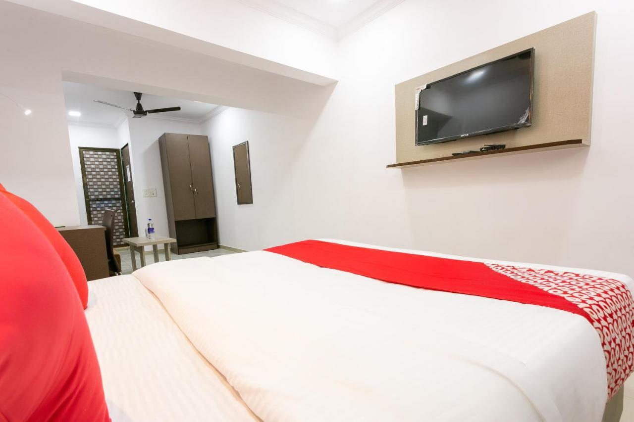 Collection O 74412 Ardaas Residency Hotel Mumbai Bagian luar foto